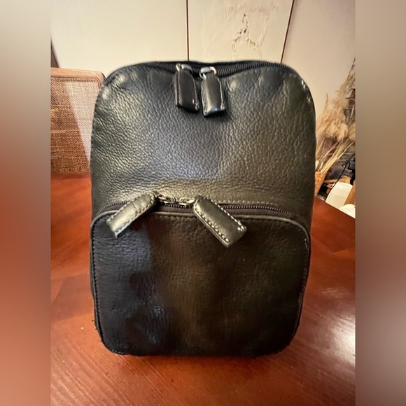 Vintage TIGNANELLO - Genuine Leather Black Backpack - Picture 2 of 14